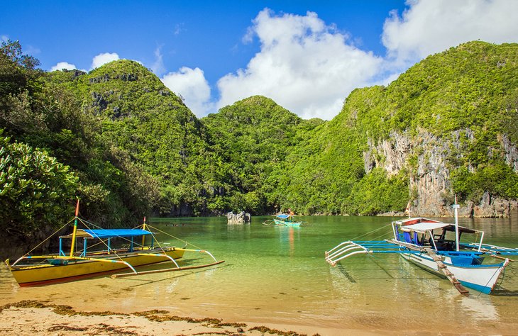 philippines-top-attractions-island-hopping.jpg