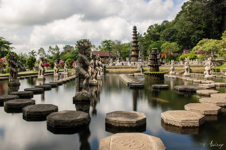 taman-tirta-gangga-temple.jpg